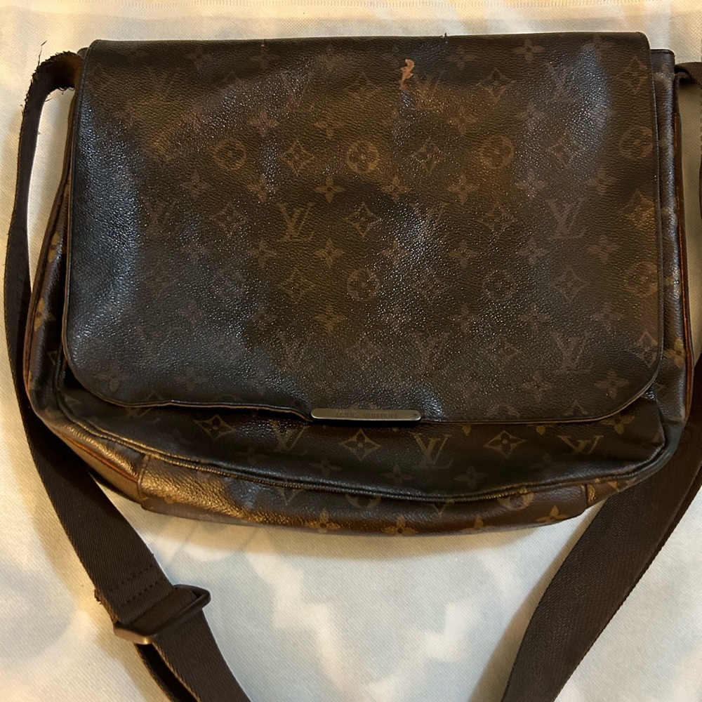 Louis Vuitton Monogram Abbesses (messenger bag)